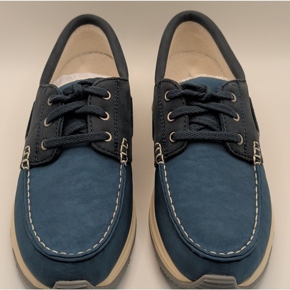 Eastland Leap Trainer -- Women's Size 6